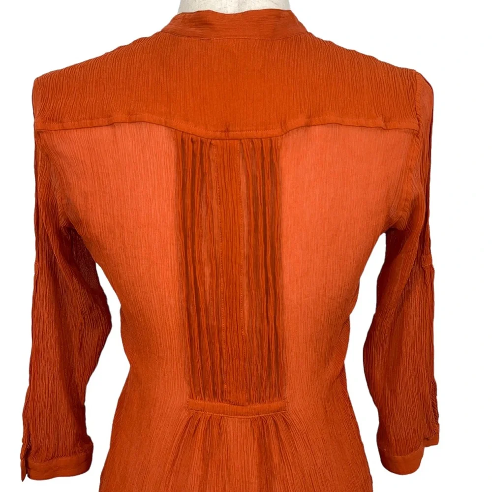 CHICO’S 100 % Burnt Orange Gauzy Pleated Button Down Lightweight 3/4 Sleeve Top - Picture 7 of 13